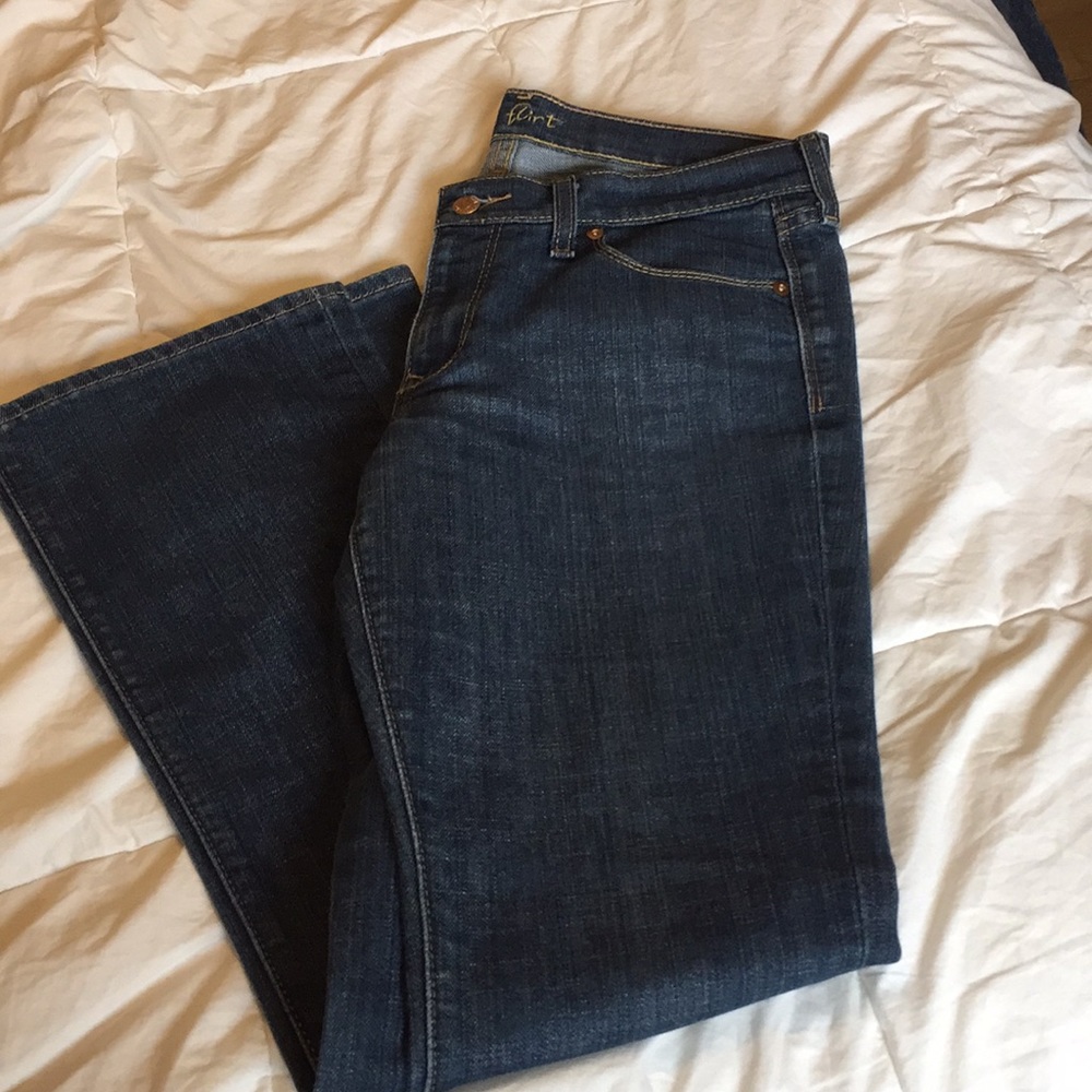 Old navy The flirt bootcut jeans.